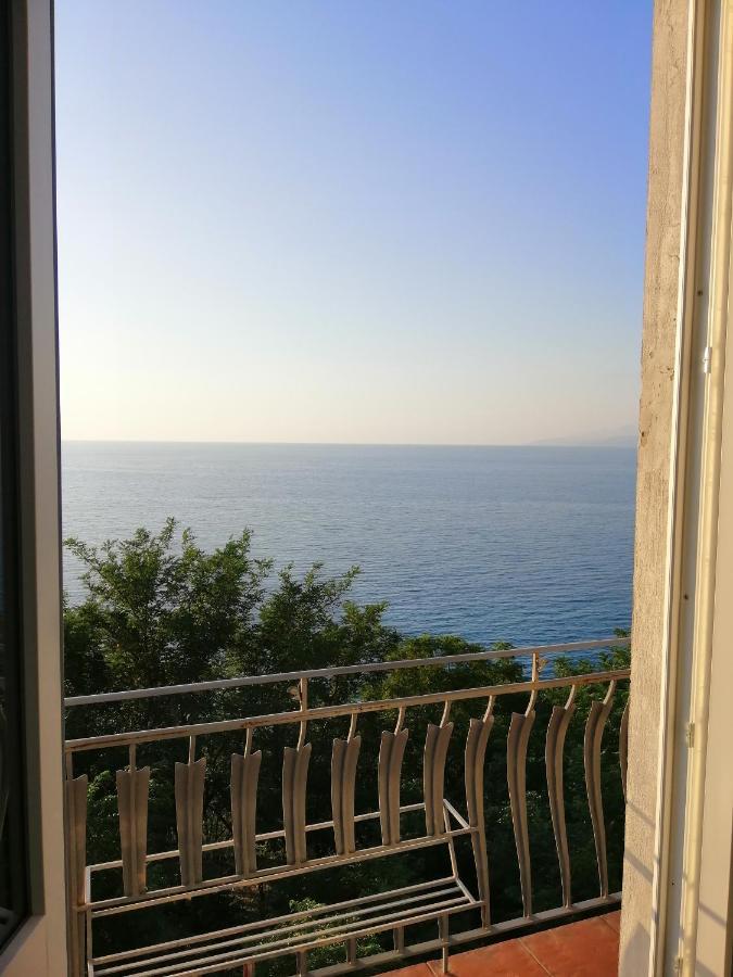 Ellysblue Hotel ปิซโซ ภายนอก รูปภาพ