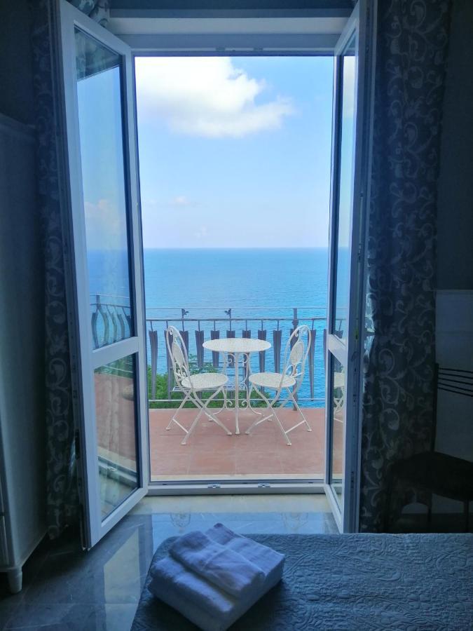 Ellysblue Hotel ปิซโซ ภายนอก รูปภาพ